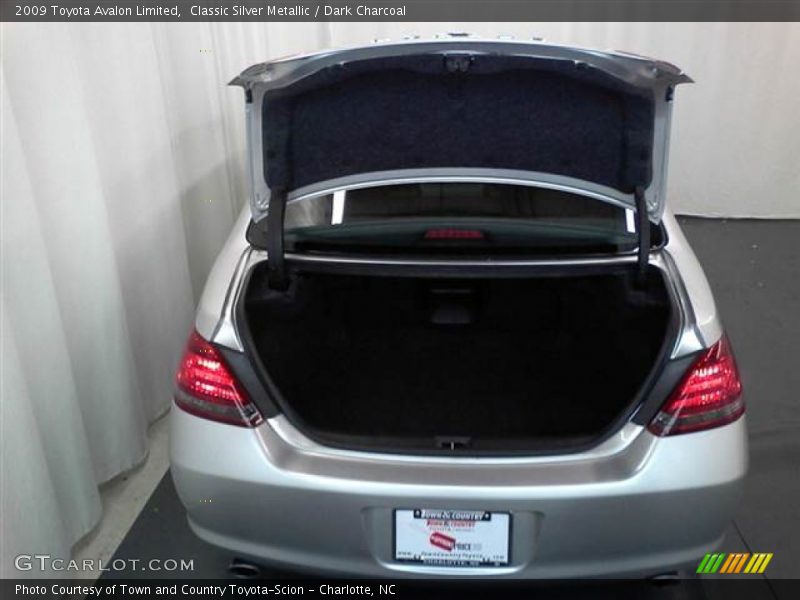 Classic Silver Metallic / Dark Charcoal 2009 Toyota Avalon Limited