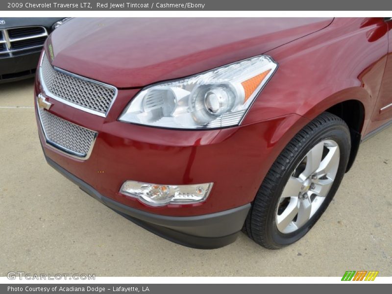 Red Jewel Tintcoat / Cashmere/Ebony 2009 Chevrolet Traverse LTZ