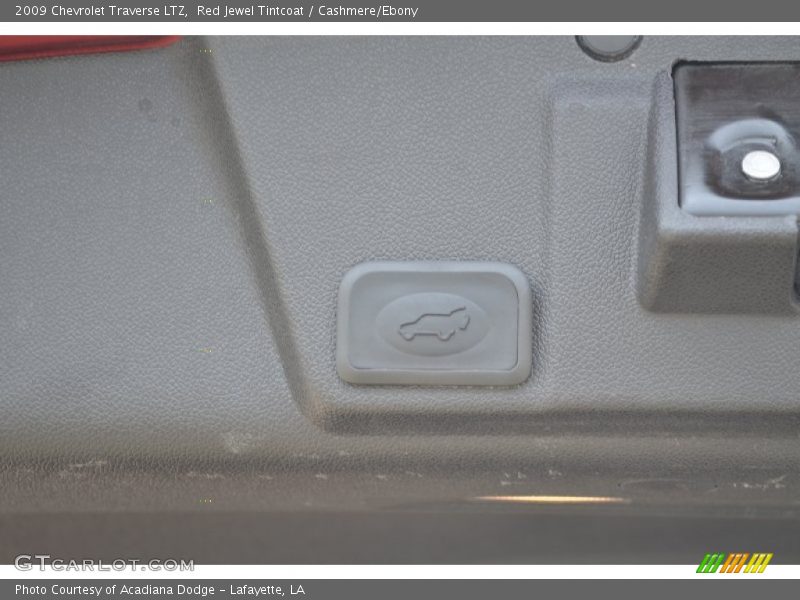 Red Jewel Tintcoat / Cashmere/Ebony 2009 Chevrolet Traverse LTZ