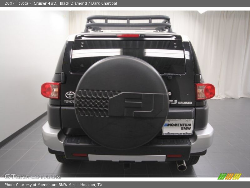 Black Diamond / Dark Charcoal 2007 Toyota FJ Cruiser 4WD
