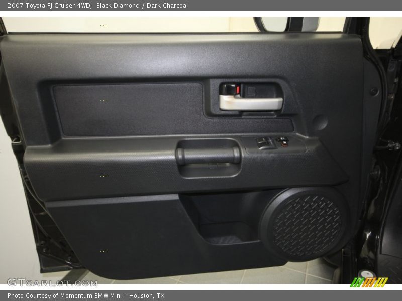 Black Diamond / Dark Charcoal 2007 Toyota FJ Cruiser 4WD