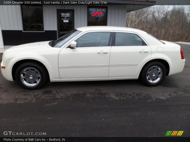 Cool Vanilla / Dark Slate Gray/Light Slate Gray 2006 Chrysler 300 Limited