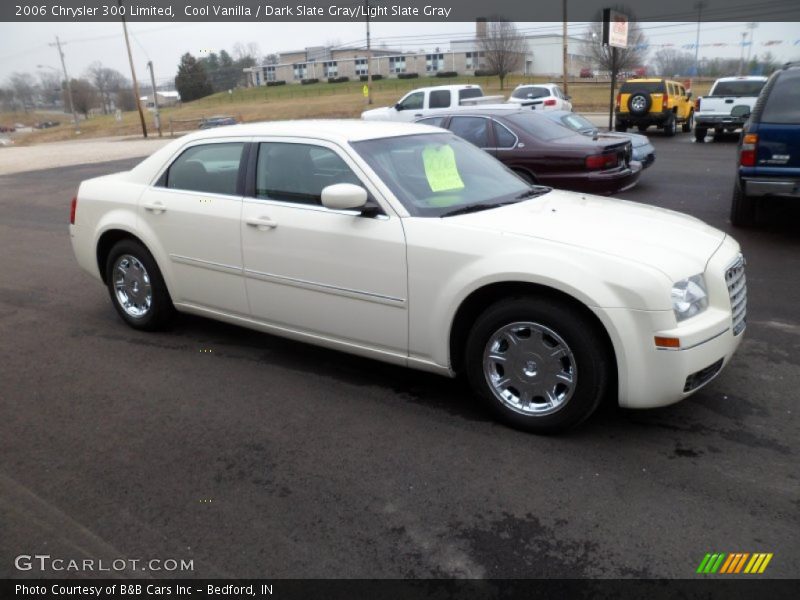 Cool Vanilla / Dark Slate Gray/Light Slate Gray 2006 Chrysler 300 Limited