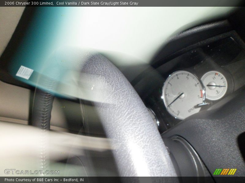 Cool Vanilla / Dark Slate Gray/Light Slate Gray 2006 Chrysler 300 Limited