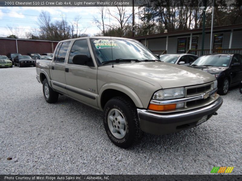 Light Pewter Metallic / Graphite 2001 Chevrolet S10 LS Crew Cab 4x4