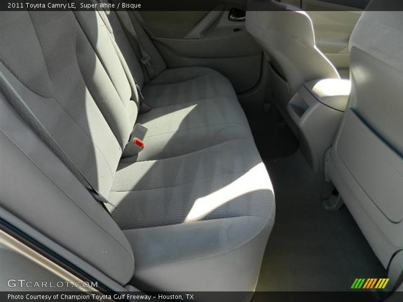 Super White / Bisque 2011 Toyota Camry LE