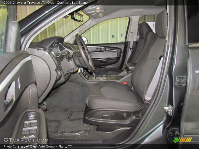 Cyber Gray Metallic / Ebony 2009 Chevrolet Traverse LT
