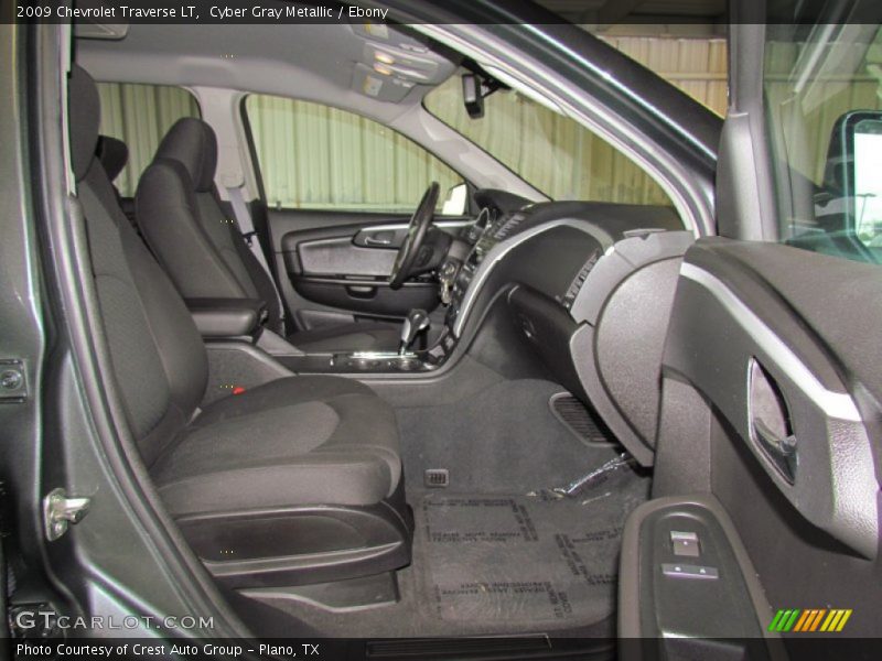 Cyber Gray Metallic / Ebony 2009 Chevrolet Traverse LT