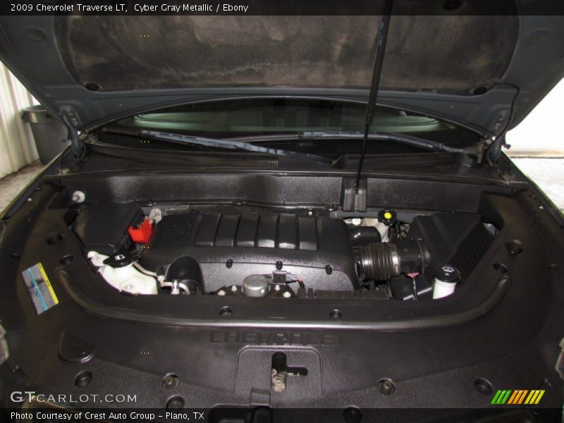 Cyber Gray Metallic / Ebony 2009 Chevrolet Traverse LT