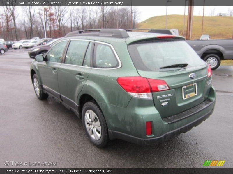 Cypress Green Pearl / Warm Ivory 2010 Subaru Outback 2.5i Wagon