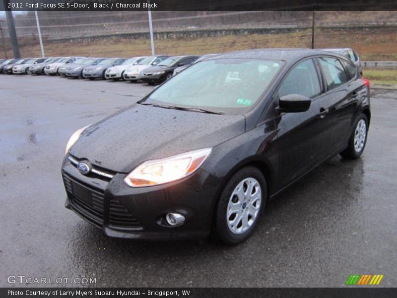Black / Charcoal Black 2012 Ford Focus SE 5-Door