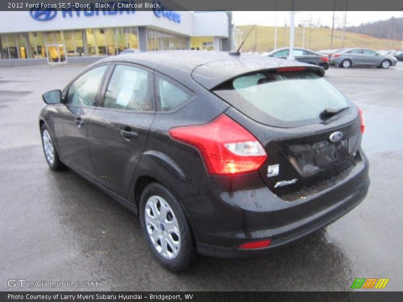 Black / Charcoal Black 2012 Ford Focus SE 5-Door