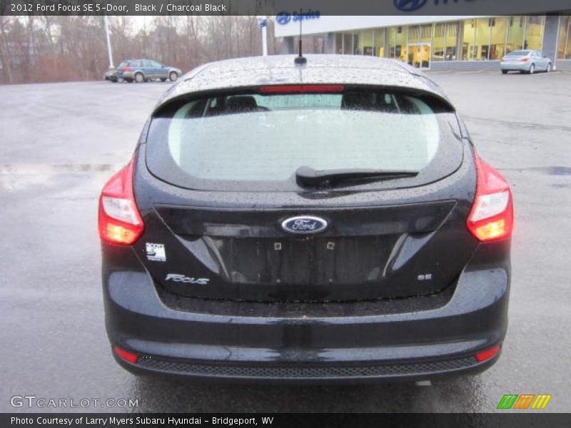 Black / Charcoal Black 2012 Ford Focus SE 5-Door