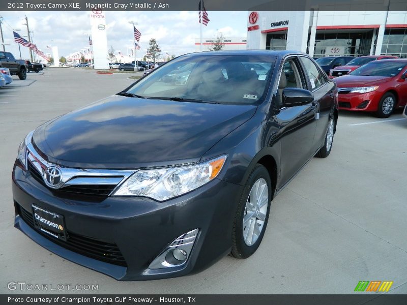 Magnetic Gray Metallic / Ash 2012 Toyota Camry XLE