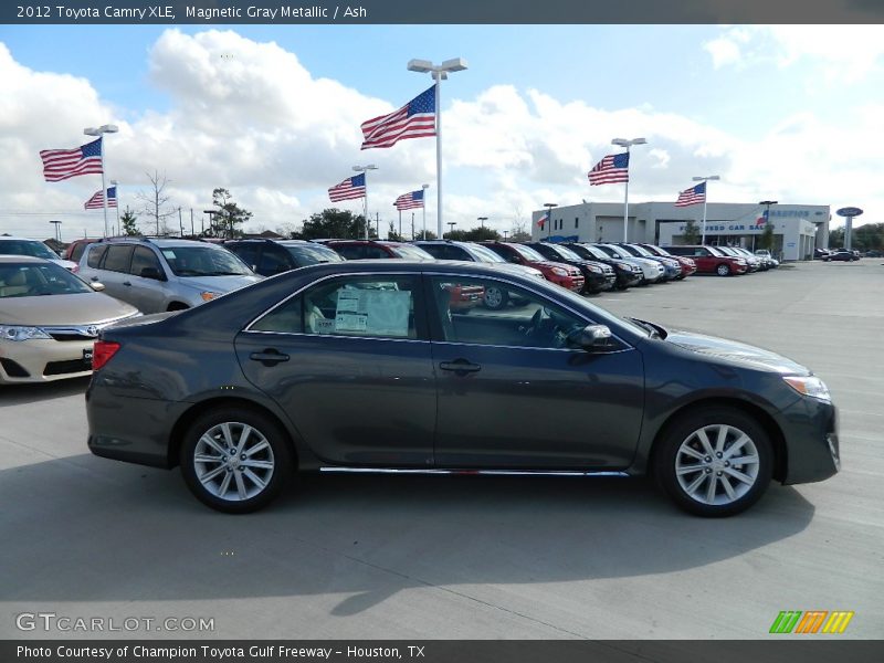 Magnetic Gray Metallic / Ash 2012 Toyota Camry XLE