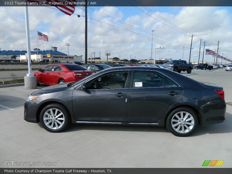 Magnetic Gray Metallic / Ash 2012 Toyota Camry XLE