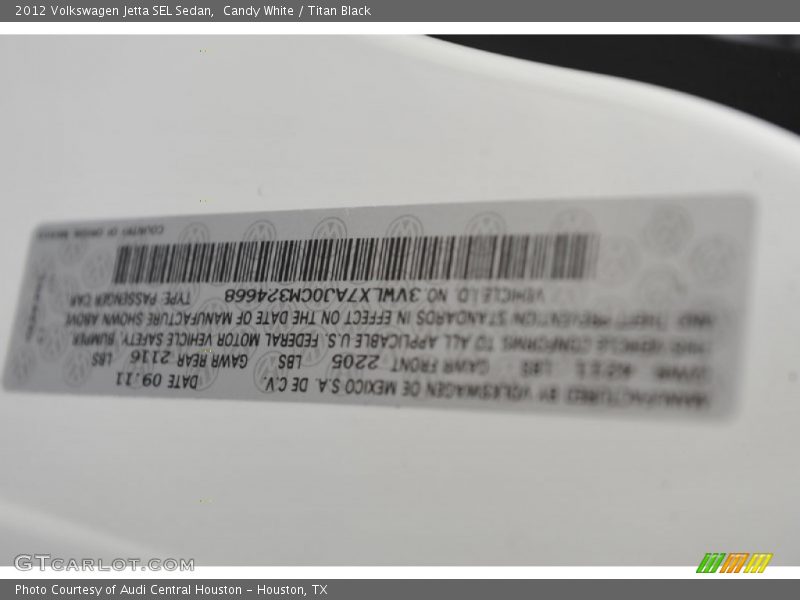 Candy White / Titan Black 2012 Volkswagen Jetta SEL Sedan
