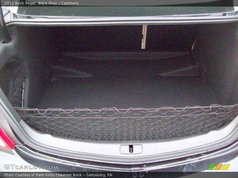 Black Onyx / Cashmere 2012 Buick Regal