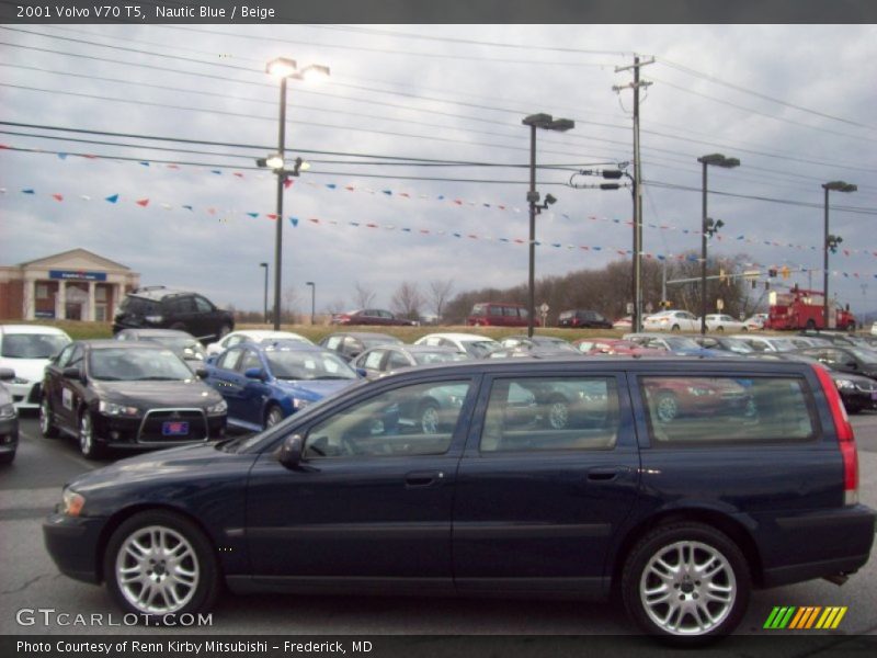 Nautic Blue / Beige 2001 Volvo V70 T5