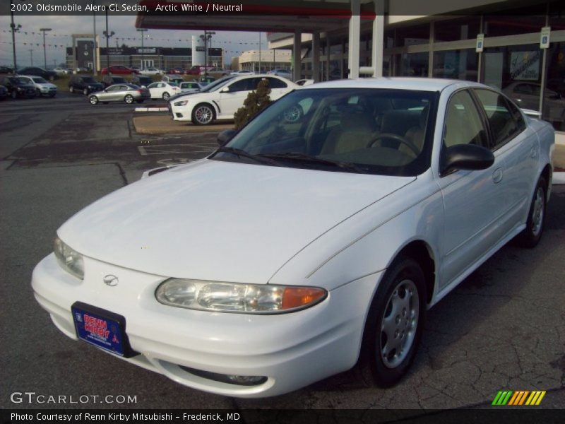 Arctic White / Neutral 2002 Oldsmobile Alero GL Sedan