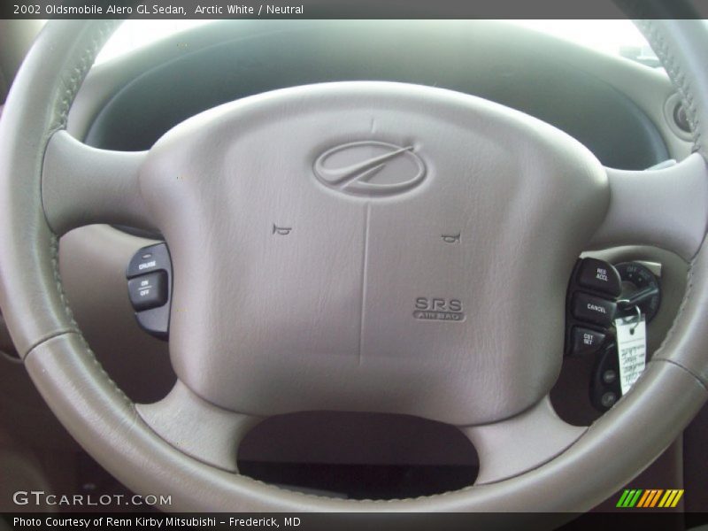 Arctic White / Neutral 2002 Oldsmobile Alero GL Sedan