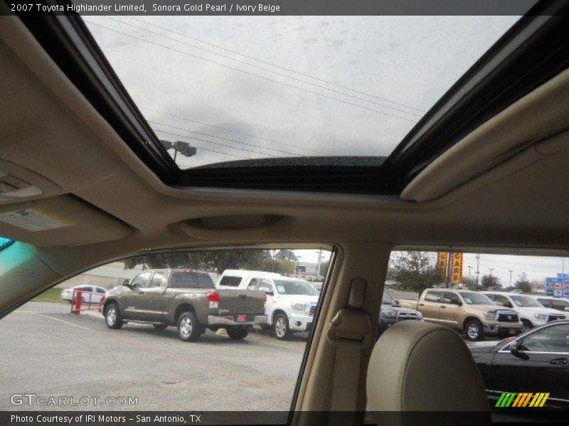 Sonora Gold Pearl / Ivory Beige 2007 Toyota Highlander Limited