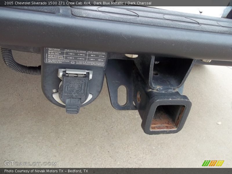 Dark Blue Metallic / Dark Charcoal 2005 Chevrolet Silverado 1500 Z71 Crew Cab 4x4