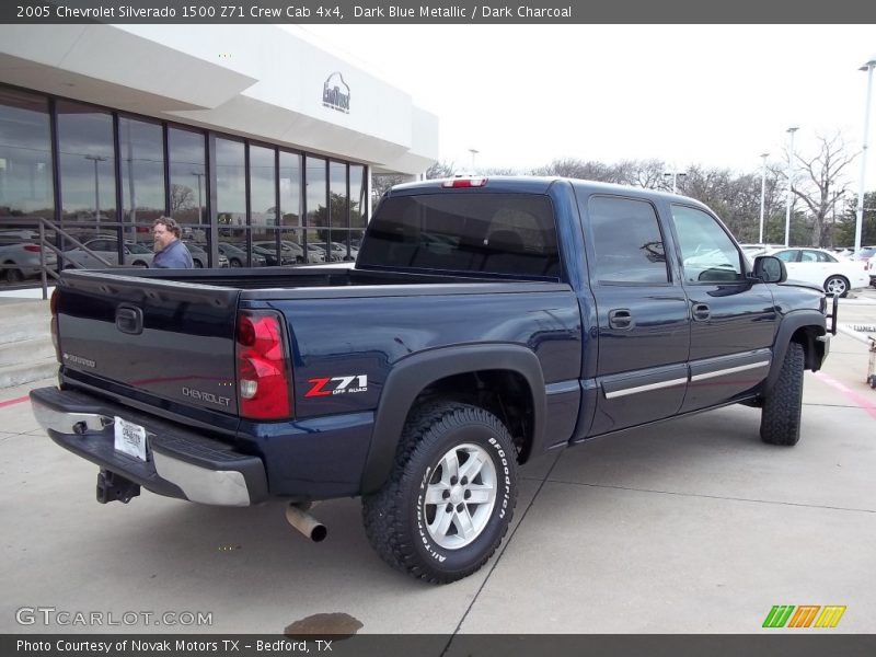 Dark Blue Metallic / Dark Charcoal 2005 Chevrolet Silverado 1500 Z71 Crew Cab 4x4