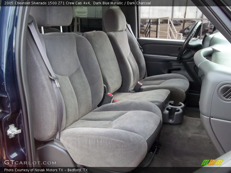 Dark Blue Metallic / Dark Charcoal 2005 Chevrolet Silverado 1500 Z71 Crew Cab 4x4