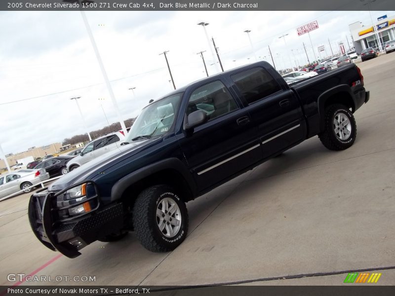Dark Blue Metallic / Dark Charcoal 2005 Chevrolet Silverado 1500 Z71 Crew Cab 4x4