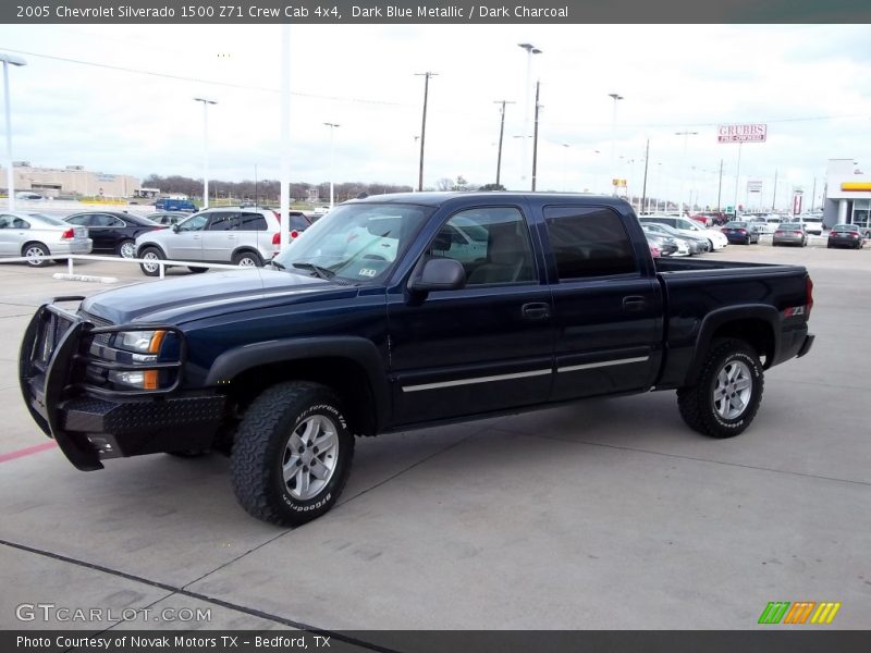 Dark Blue Metallic / Dark Charcoal 2005 Chevrolet Silverado 1500 Z71 Crew Cab 4x4