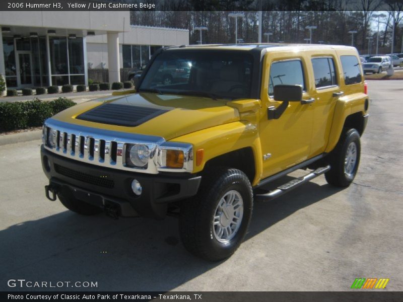 Yellow / Light Cashmere Beige 2006 Hummer H3