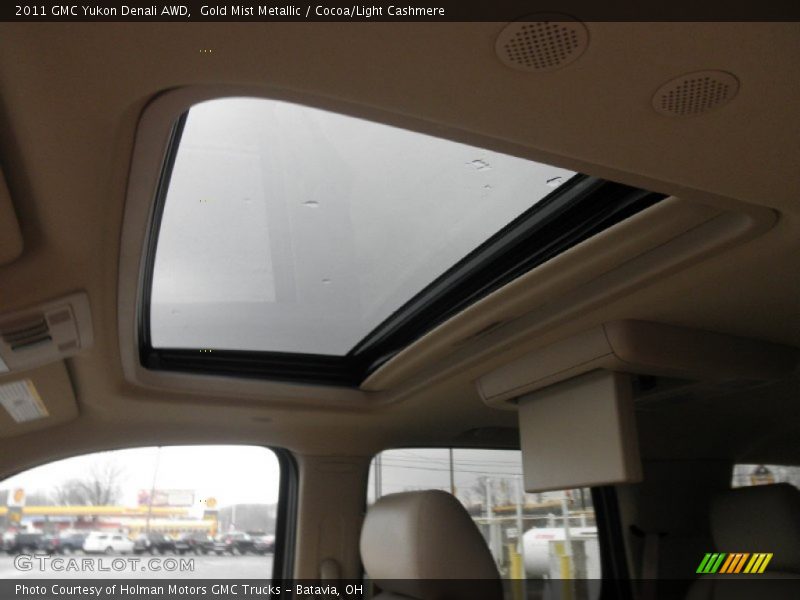 Gold Mist Metallic / Cocoa/Light Cashmere 2011 GMC Yukon Denali AWD
