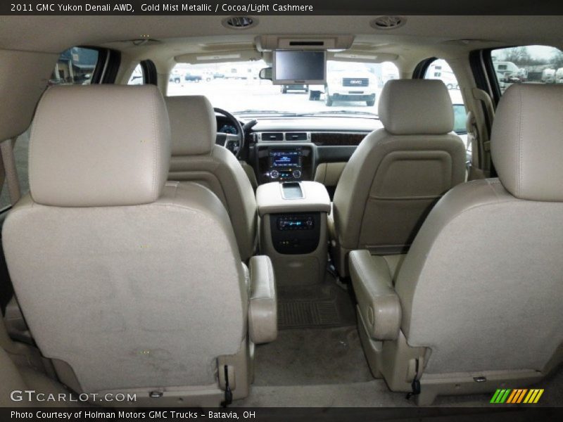 Gold Mist Metallic / Cocoa/Light Cashmere 2011 GMC Yukon Denali AWD