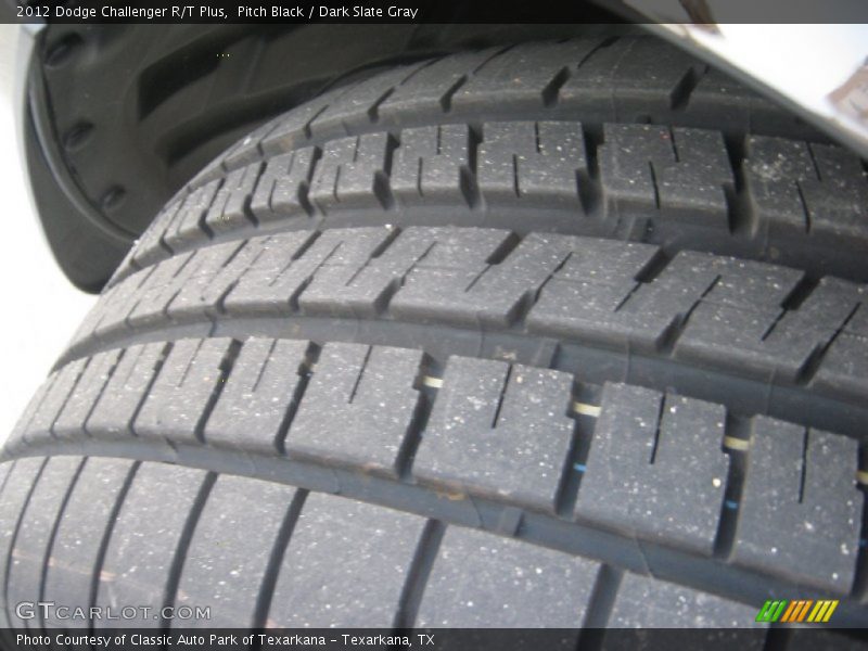 Pitch Black / Dark Slate Gray 2012 Dodge Challenger R/T Plus