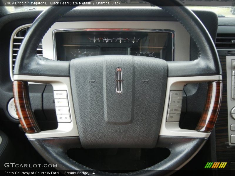  2009 Navigator L Steering Wheel
