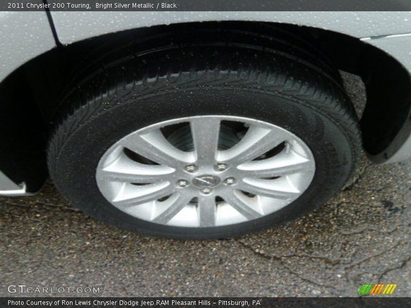 Bright Silver Metallic / Black 2011 Chrysler 200 Touring