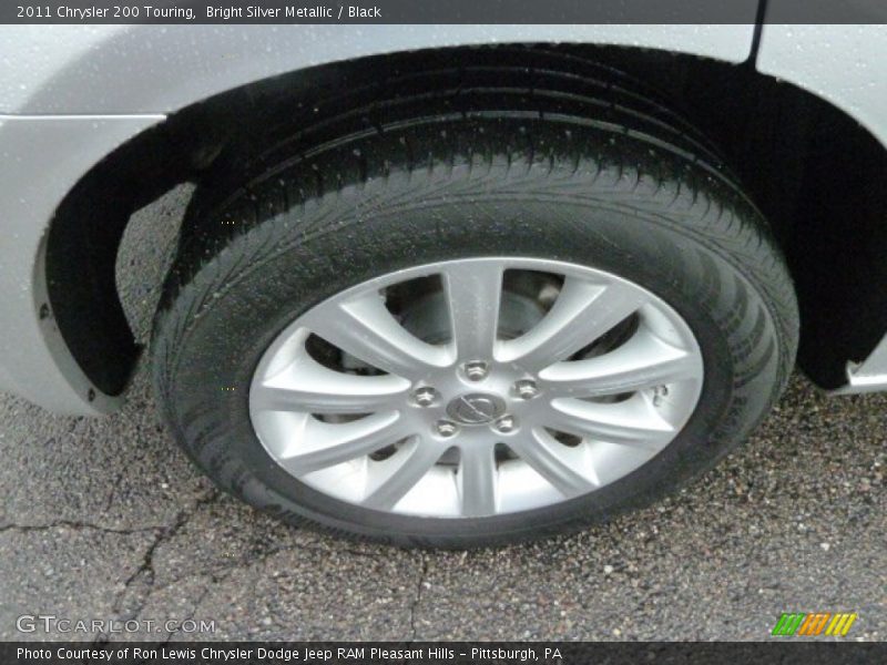 Bright Silver Metallic / Black 2011 Chrysler 200 Touring