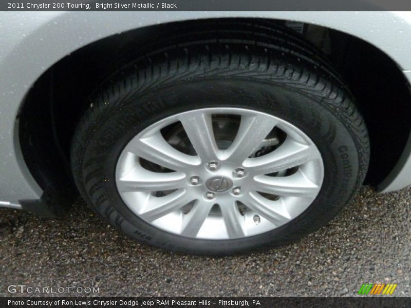 Bright Silver Metallic / Black 2011 Chrysler 200 Touring