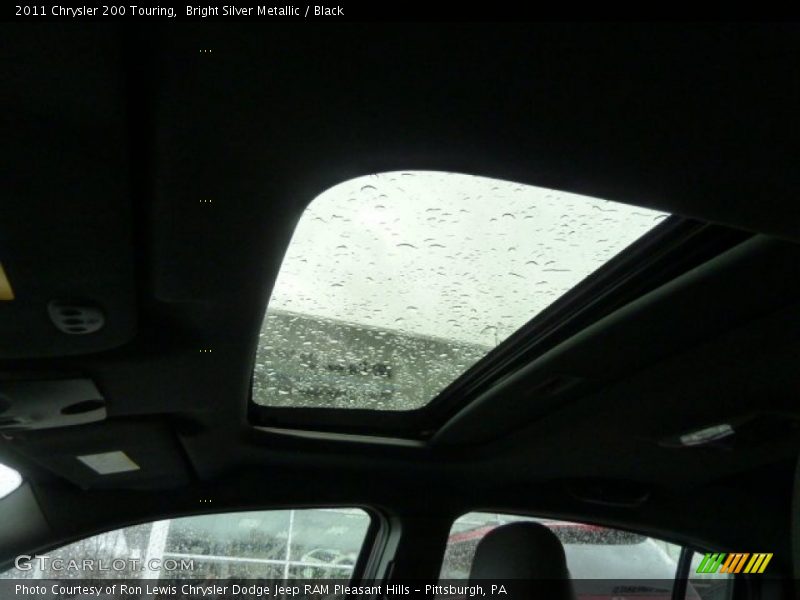 Bright Silver Metallic / Black 2011 Chrysler 200 Touring