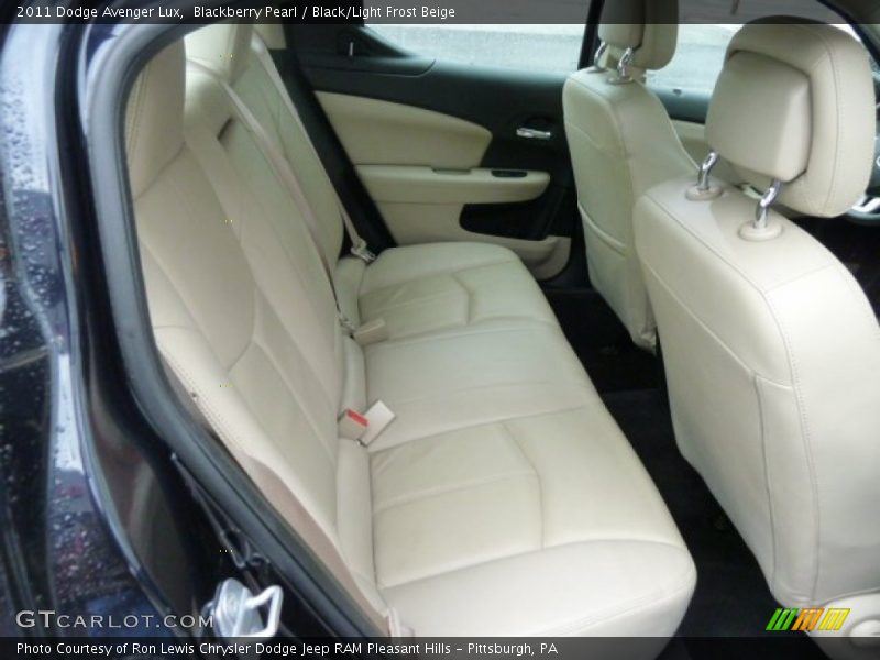 Blackberry Pearl / Black/Light Frost Beige 2011 Dodge Avenger Lux
