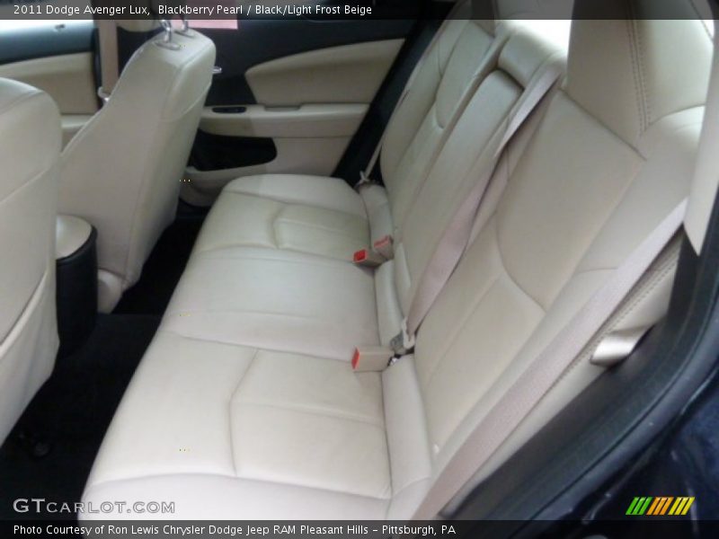 Blackberry Pearl / Black/Light Frost Beige 2011 Dodge Avenger Lux