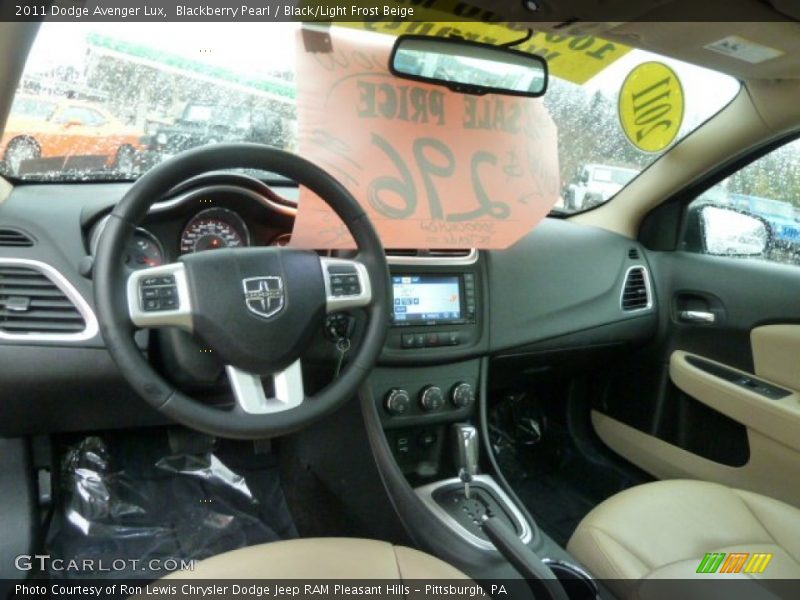 Blackberry Pearl / Black/Light Frost Beige 2011 Dodge Avenger Lux