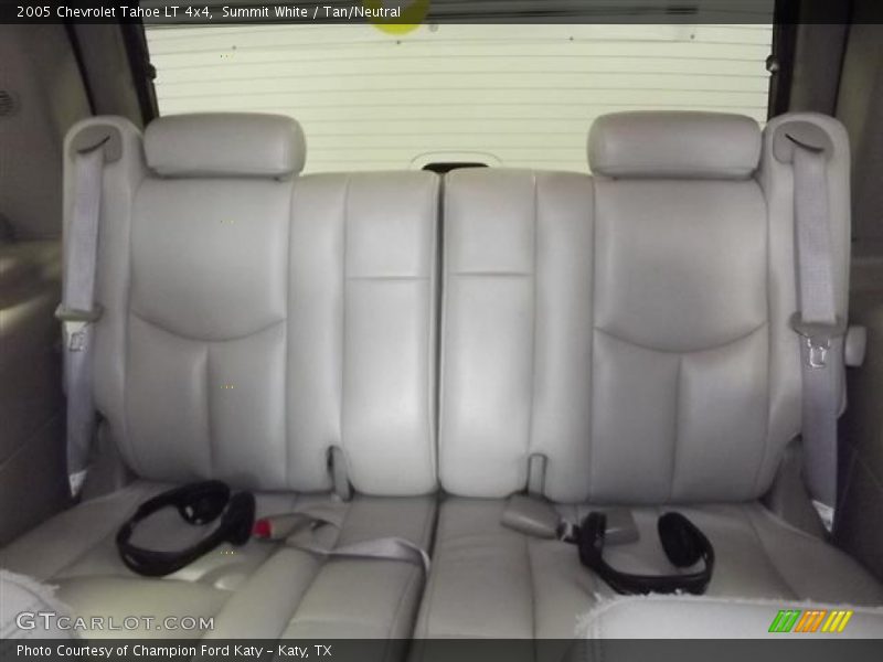 Summit White / Tan/Neutral 2005 Chevrolet Tahoe LT 4x4