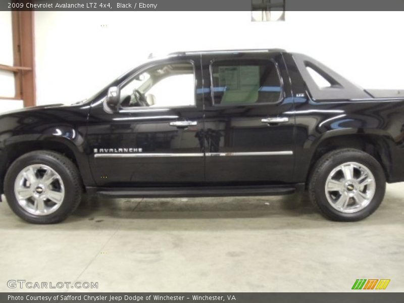 Black / Ebony 2009 Chevrolet Avalanche LTZ 4x4