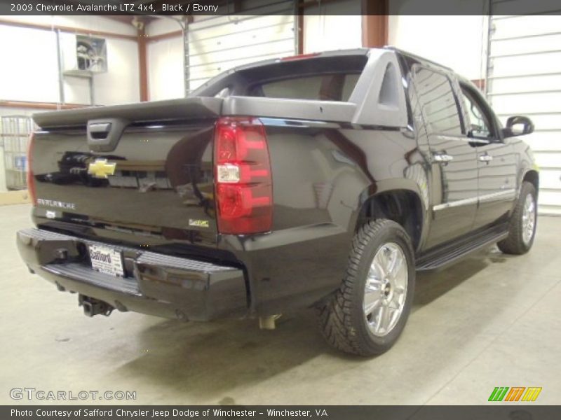 Black / Ebony 2009 Chevrolet Avalanche LTZ 4x4