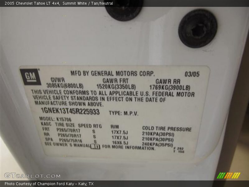 Summit White / Tan/Neutral 2005 Chevrolet Tahoe LT 4x4