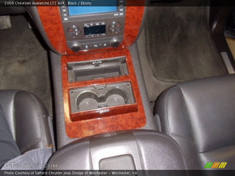 Black / Ebony 2009 Chevrolet Avalanche LTZ 4x4
