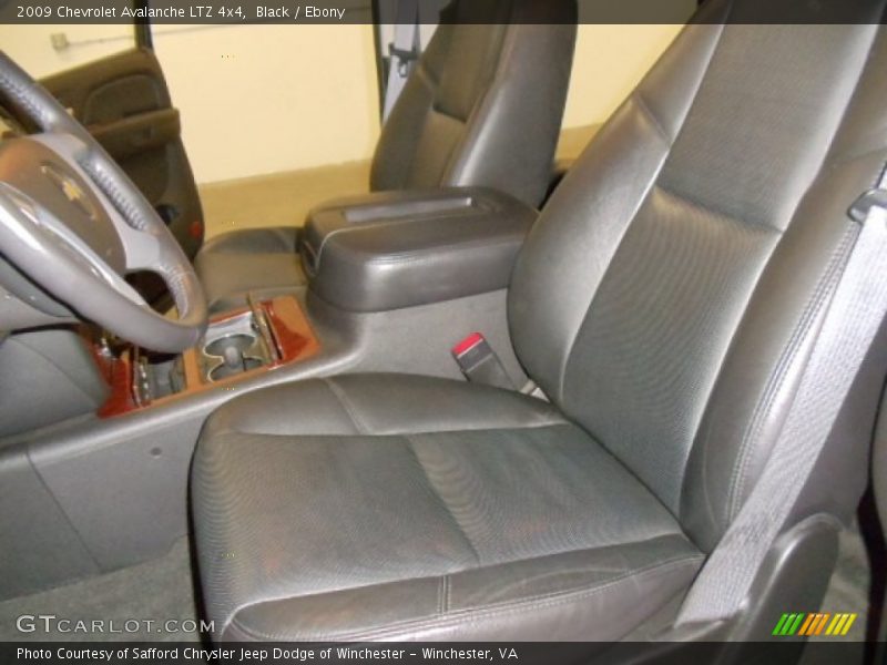 Black / Ebony 2009 Chevrolet Avalanche LTZ 4x4