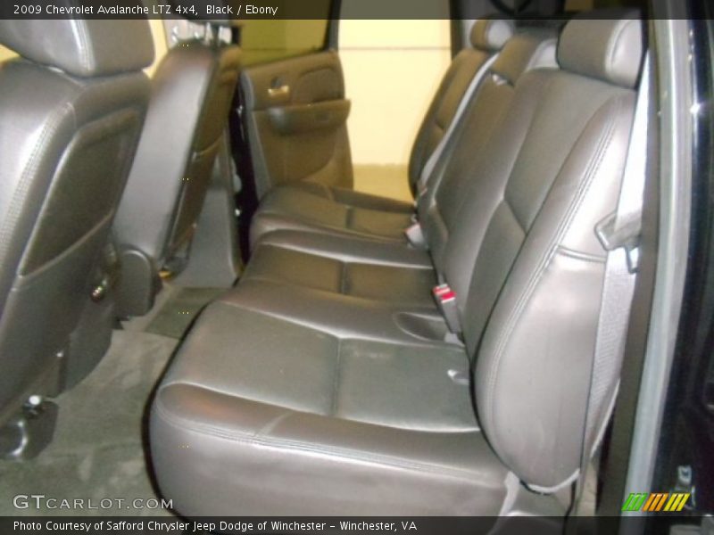 Black / Ebony 2009 Chevrolet Avalanche LTZ 4x4